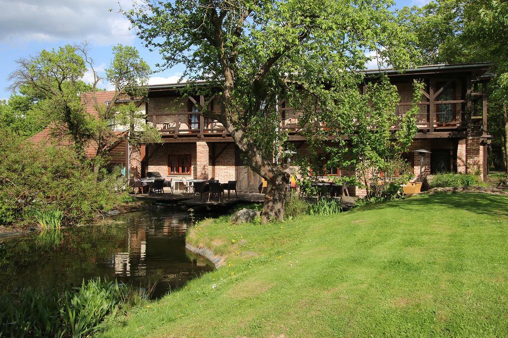 Areal Botanika Hotel Unhošť Kültér fotó