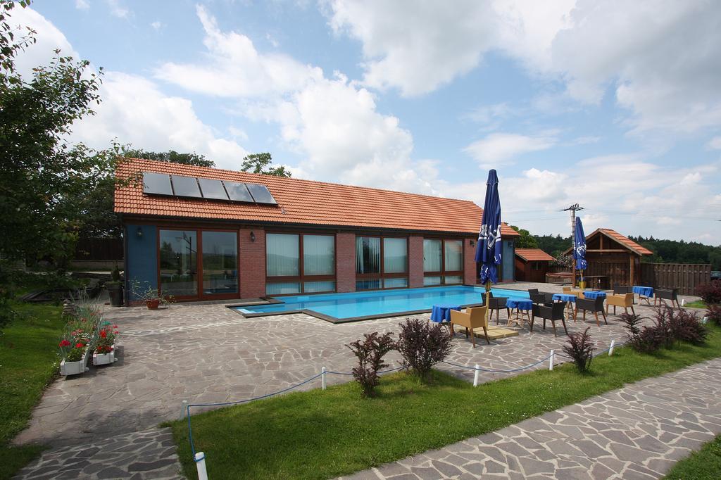Areal Botanika Hotel Unhošť Kültér fotó