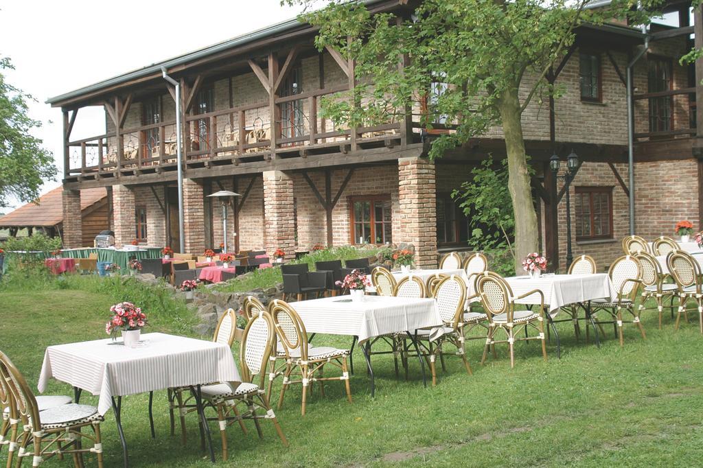 Areal Botanika Hotel Unhošť Kültér fotó