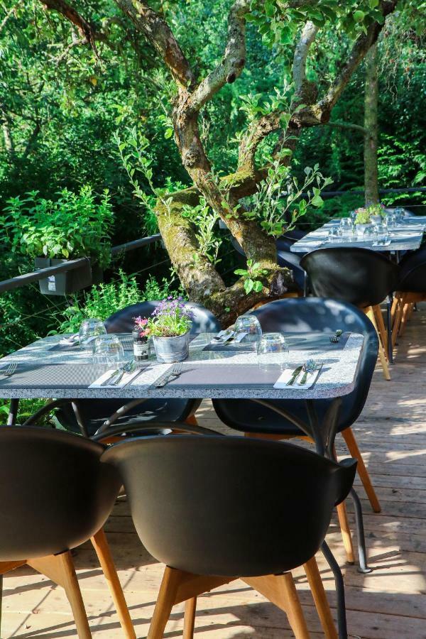 Areal Botanika Hotel Unhošť Kültér fotó